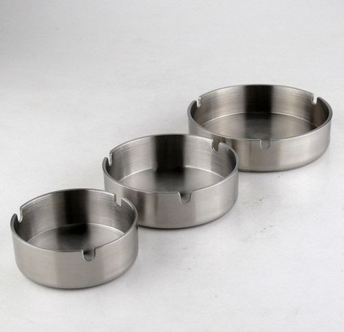 批發(fā)供應(yīng)不銹鋼煙灰缸_產(chǎn)品圖片_東莞市長(zhǎng)安鴻虎五金制品廠(chǎng)